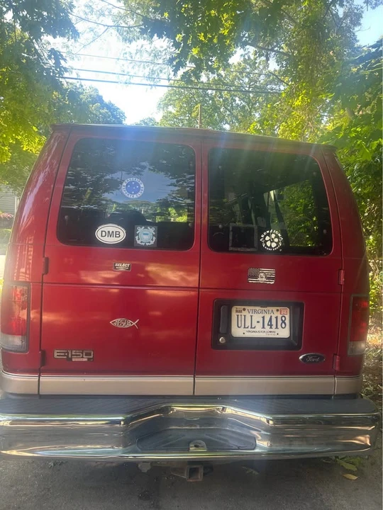 2001 Ford Econoline Van - Image 4 of 10
