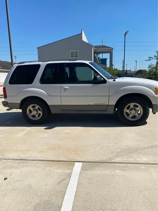 2001 Ford Explorer 2nd Gen - Image 4 of 12