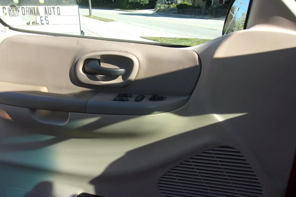 2001 Ford F-150 10th Gen - Image 13 of 13