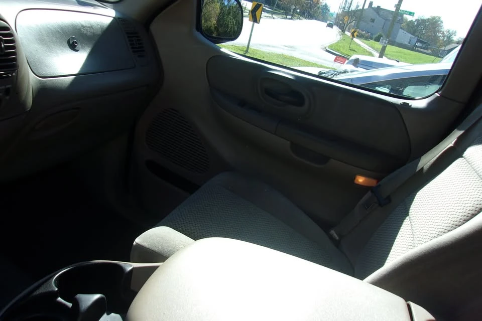 2001 Ford F-150 10th Gen - Image 12 of 13