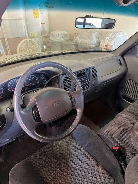 2001 Ford F-150 10th Gen - Image 3 of 6