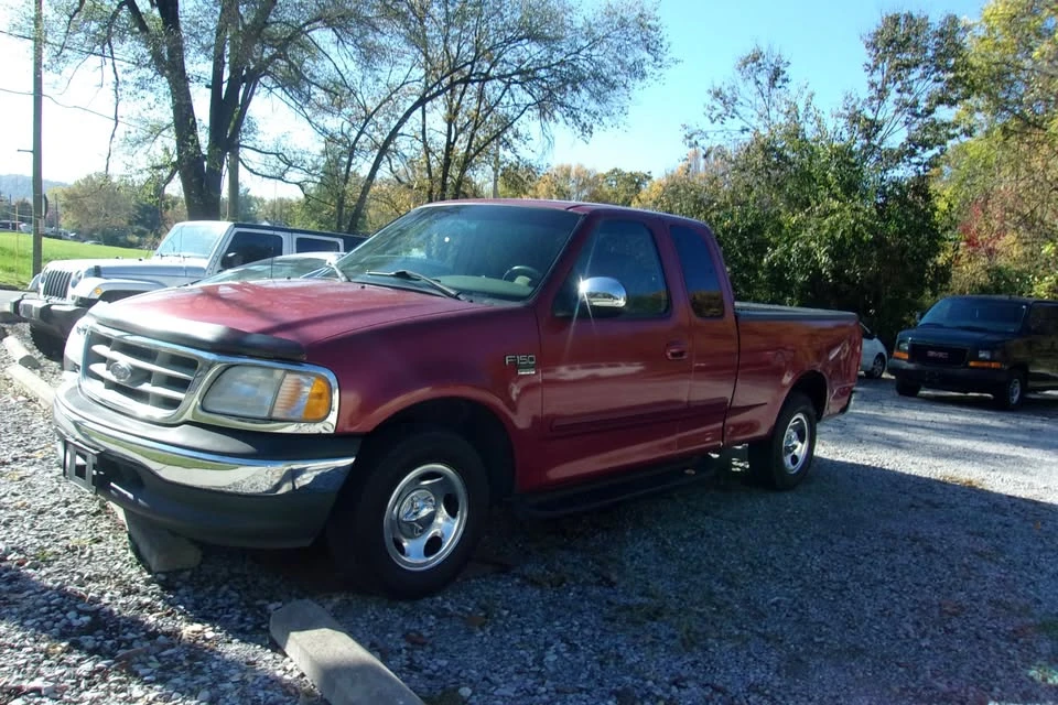 2001 Ford F-150 10th Gen - Image 2 of 13