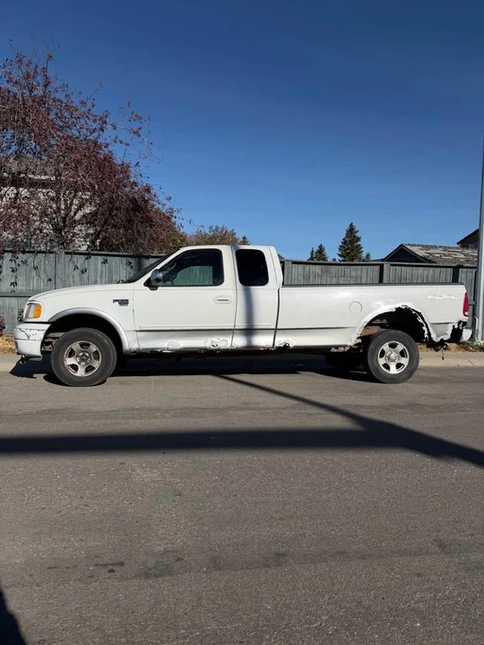2001 Ford F-150 10th Gen - Image 2 of 6