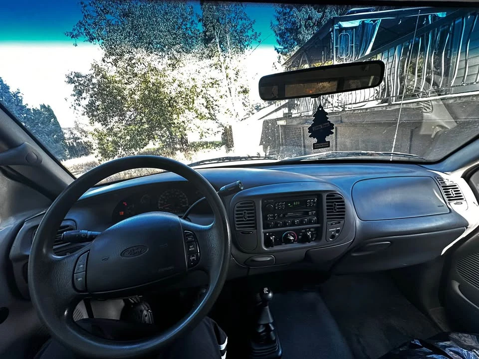 2001 Ford F-150 10th Gen - Image 2 of 6