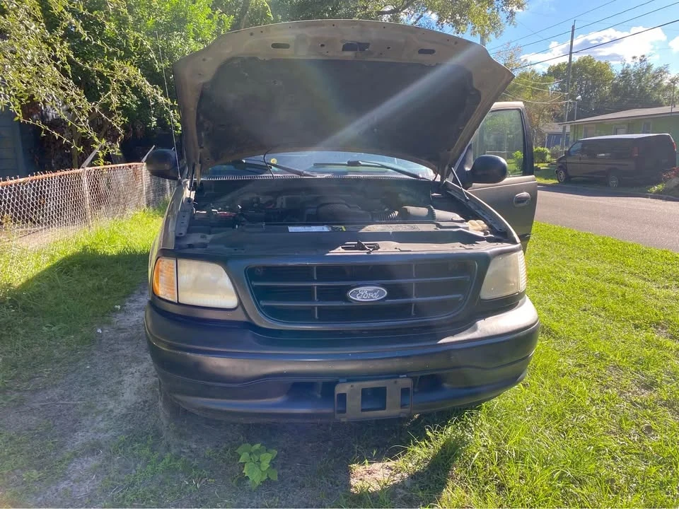 2001 Ford F-150 10th Gen - Image 9 of 9