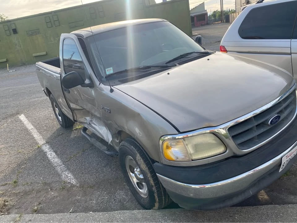 2001 Ford F-150 10th Gen - Image 7 of 12
