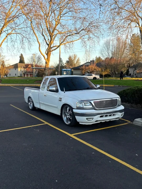 2001 Ford F-150 10th Gen - Image 4 of 4