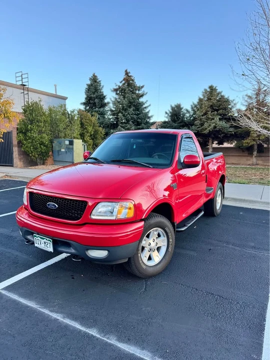 2001 Ford F-150 10th Gen - Image 2 of 9