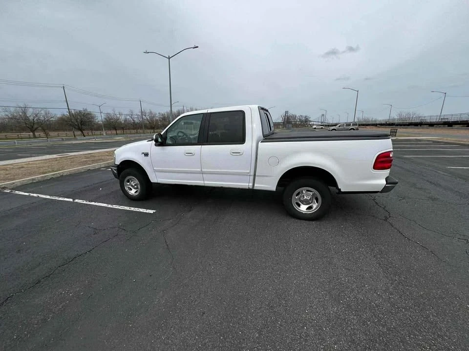 2001 Ford F-150 10th Gen - Image 3 of 11