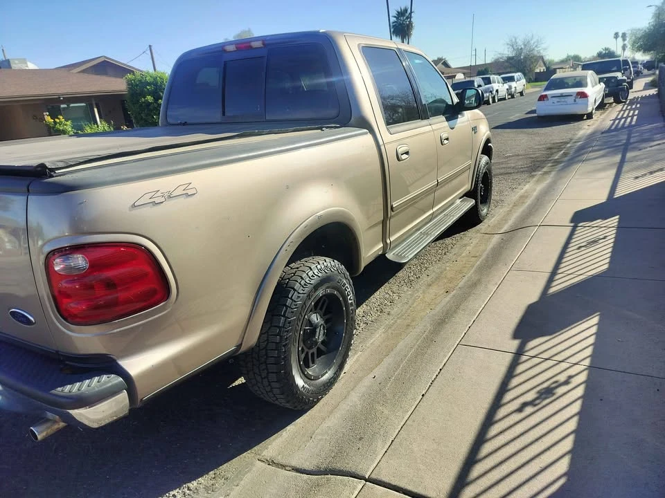 2001 Ford F-150 10th Gen - Image 5 of 12