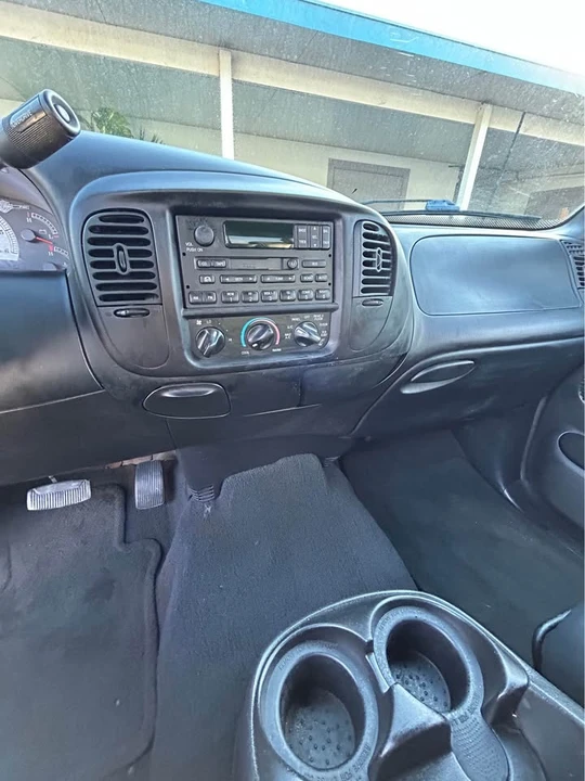 2001 Ford F-150 10th Gen - Image 15 of 20