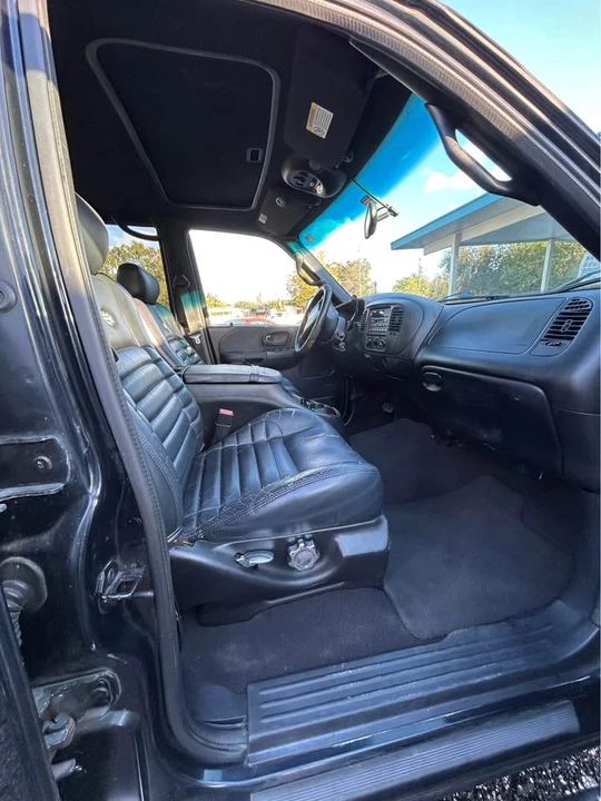 2001 Ford F-150 10th Gen - Image 12 of 20
