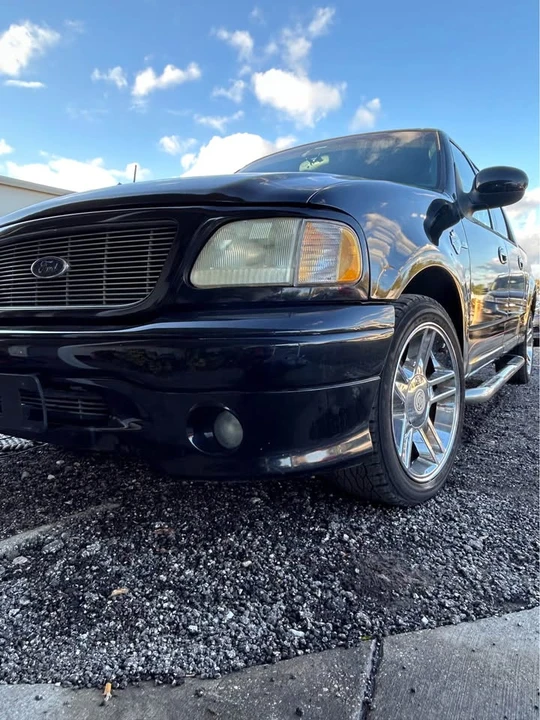 2001 Ford F-150 10th Gen - Image 8 of 20