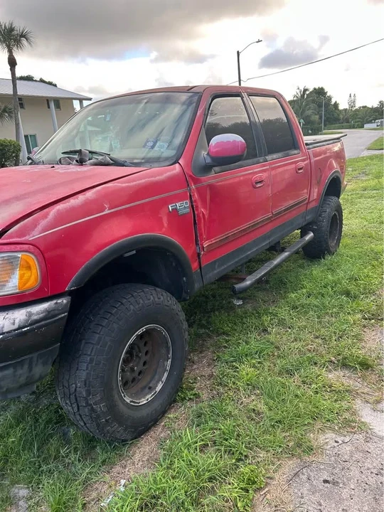 2001 Ford F-150 10th Gen - Image 3 of 4