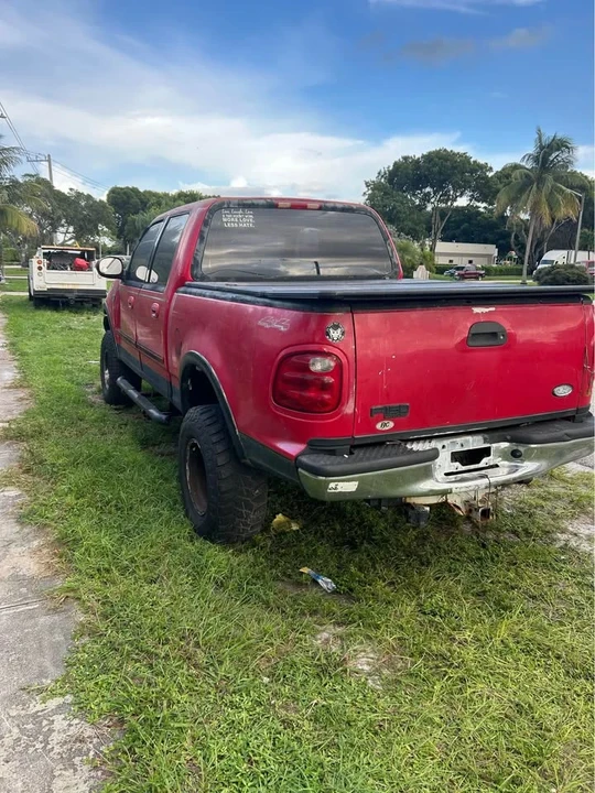 2001 Ford F-150 10th Gen - Image 4 of 4
