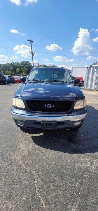 2001 Ford F-150 10th Gen - Image 2 of 12