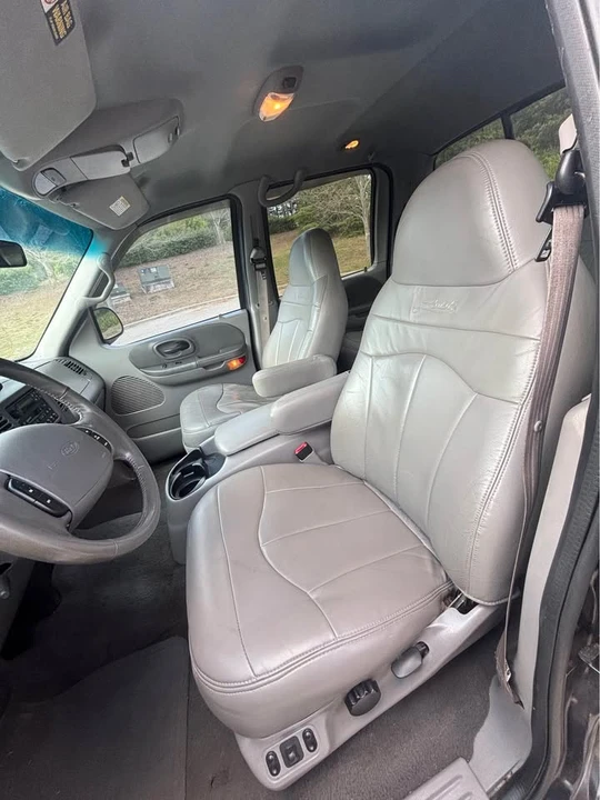 2001 Ford F-150 10th Gen - Image 7 of 12