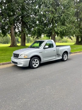 2001 Ford F-150 SVT Lightning