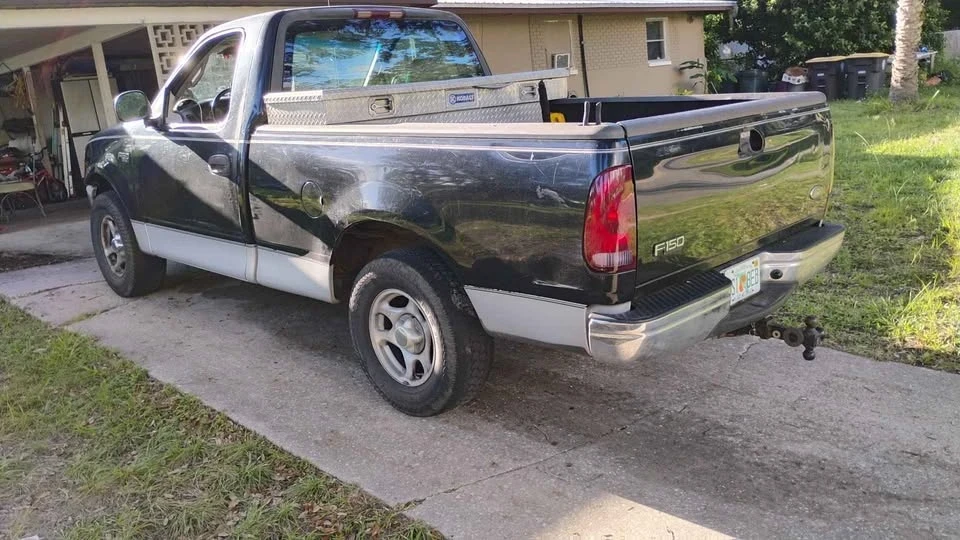 2001 Ford F-150 10th Gen - Image 2 of 5