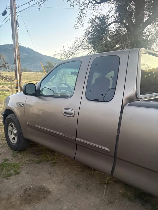 2001 Ford F-150 10th Gen - Image 6 of 9