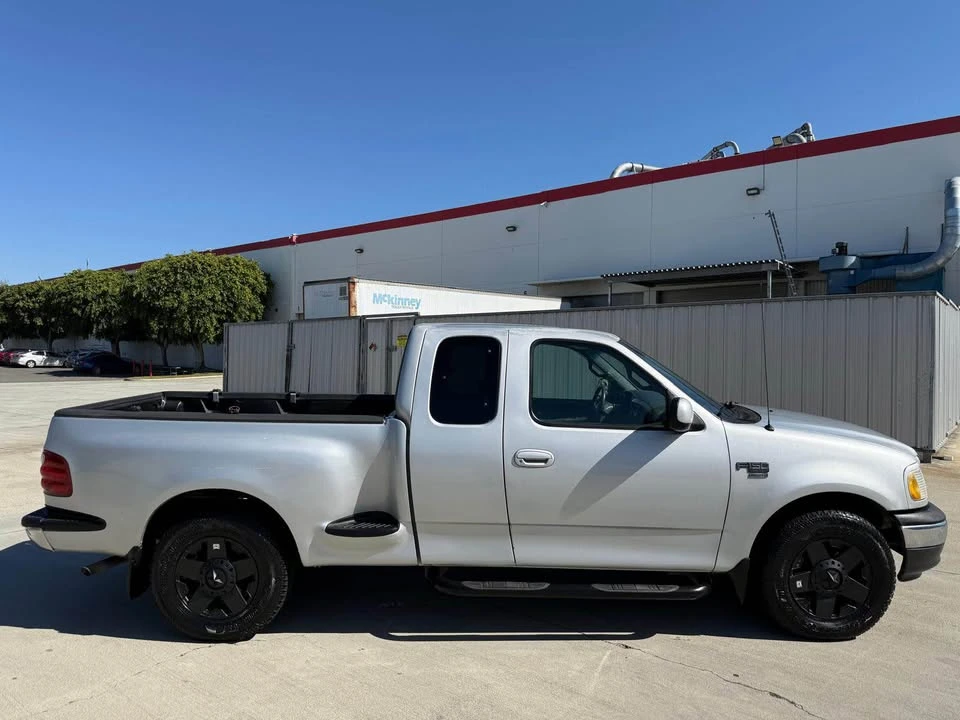 2001 Ford F-150 10th Gen - Image 7 of 15