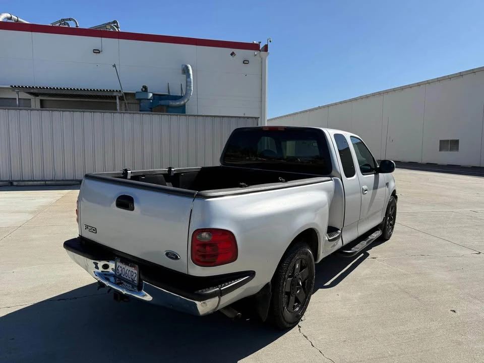 2001 Ford F-150 10th Gen - Image 8 of 15