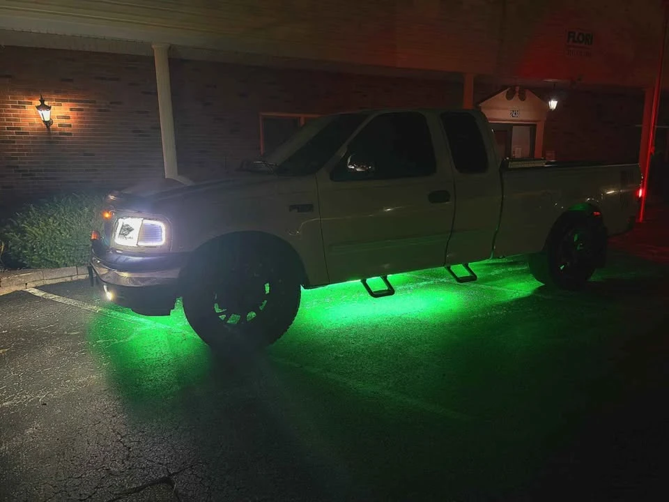 2001 Ford F-150 10th Gen - Image 2 of 3
