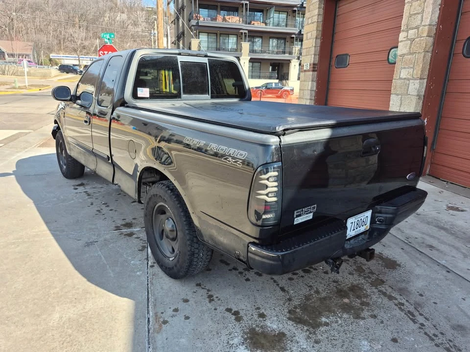 2001 Ford F-150 10th Gen - Image 3 of 11