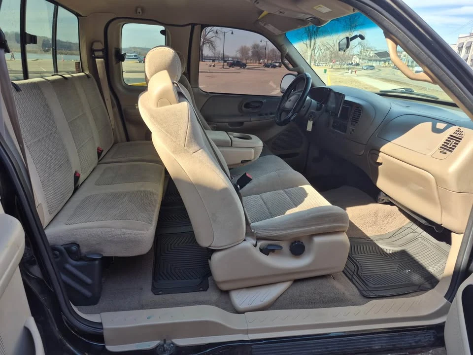 2001 Ford F-150 10th Gen - Image 9 of 11