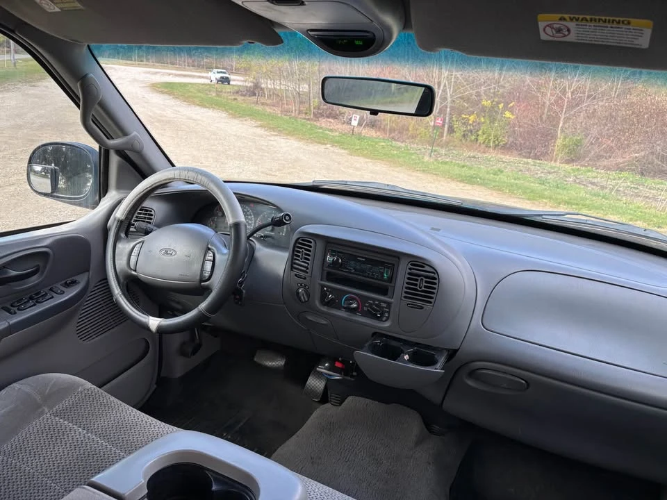 2001 Ford F-150 10th Gen - Image 2 of 6