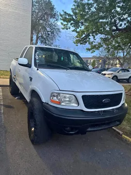 2001 Ford F-150 XLT SuperCab