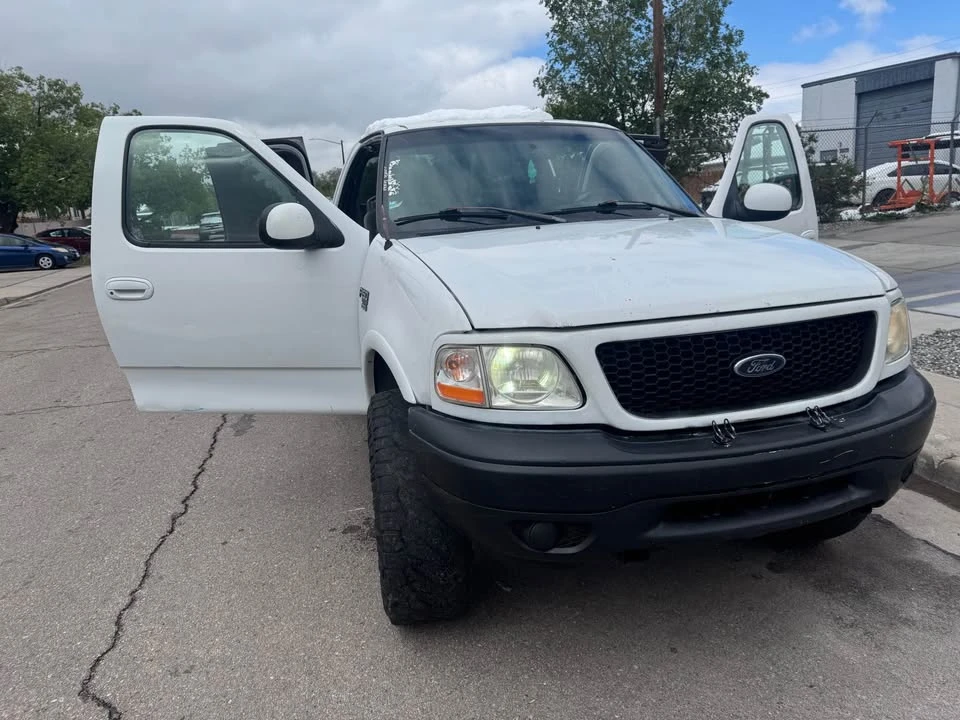 2001 Ford F-150 10th Gen - Image 8 of 12