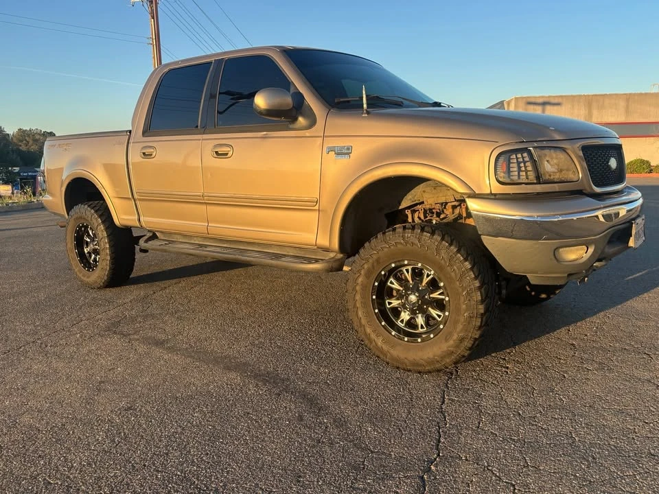 2001 Ford F-150 10th Gen - Image 4 of 18