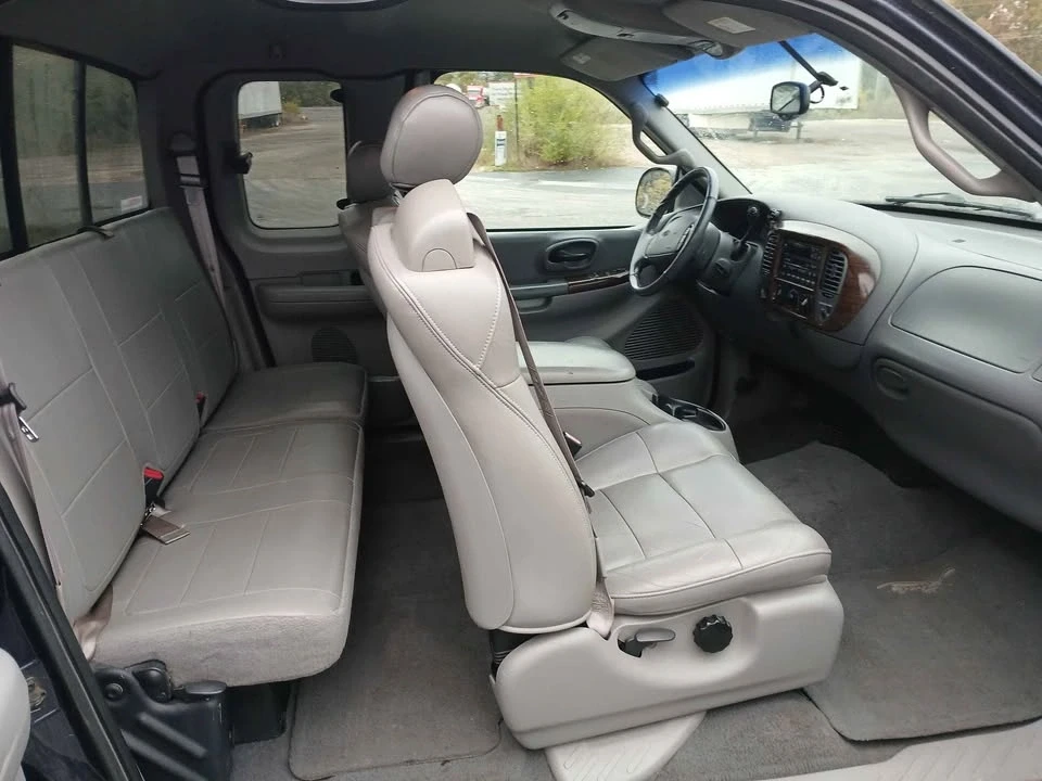 2001 Ford F-150 10th Gen - Image 12 of 18
