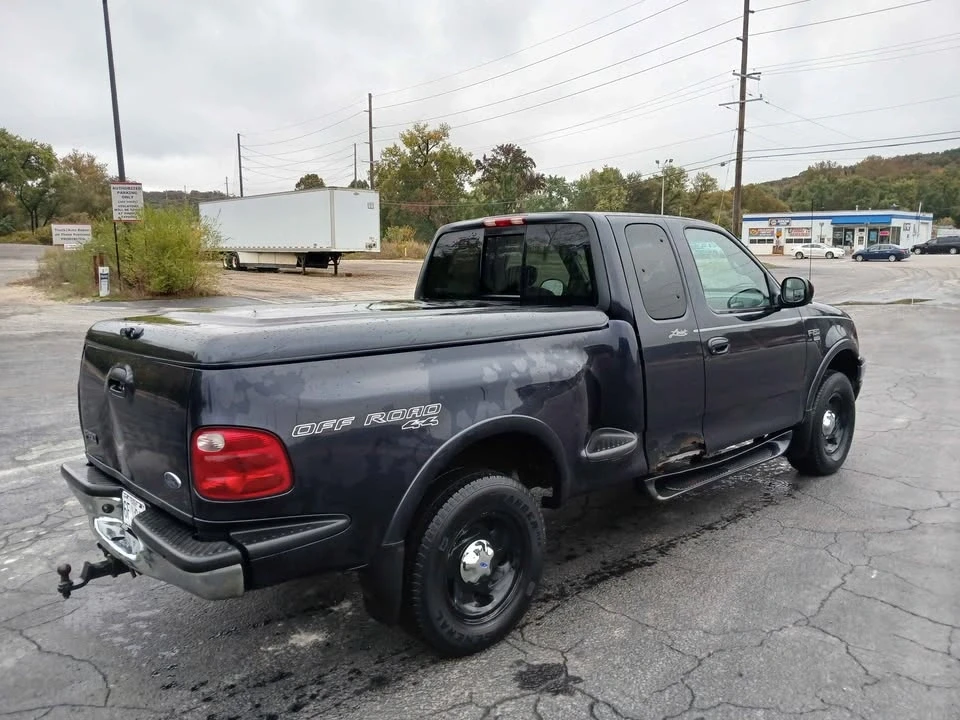 2001 Ford F-150 10th Gen - Image 5 of 18