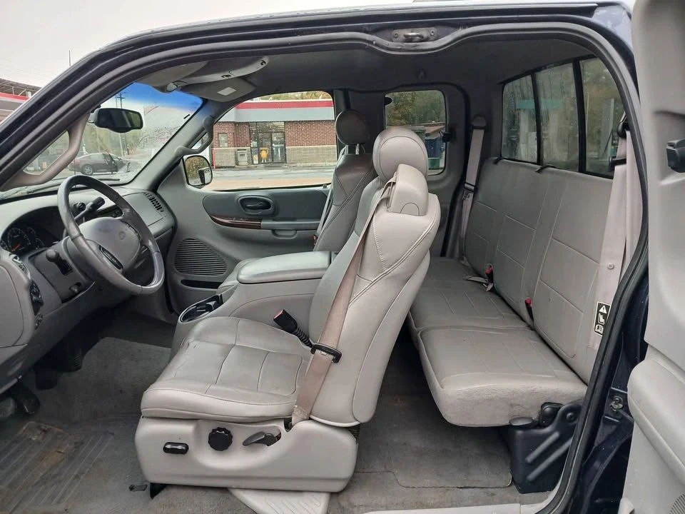 2001 Ford F-150 10th Gen - Image 10 of 18