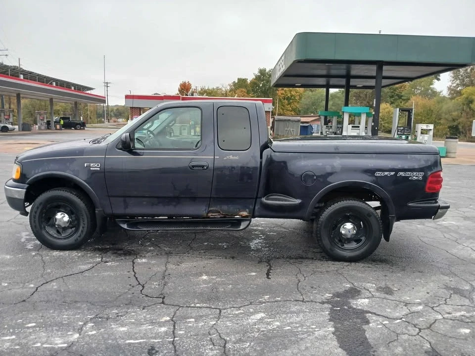 2001 Ford F-150 10th Gen - Image 8 of 18