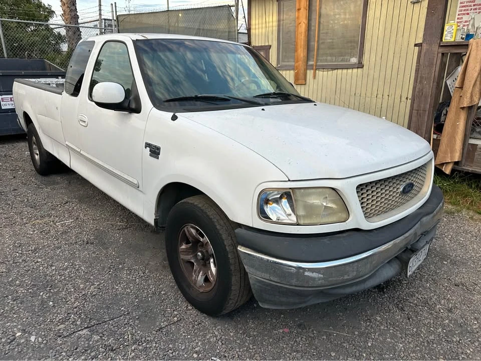 2001 Ford F-150 10th Gen - Image 2 of 5