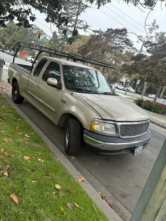 2001 Ford F-150 10th Gen - Image 3 of 10