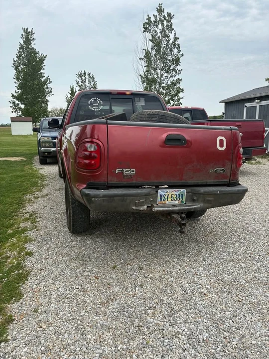 2001 Ford F-150 10th Gen - Image 2 of 8