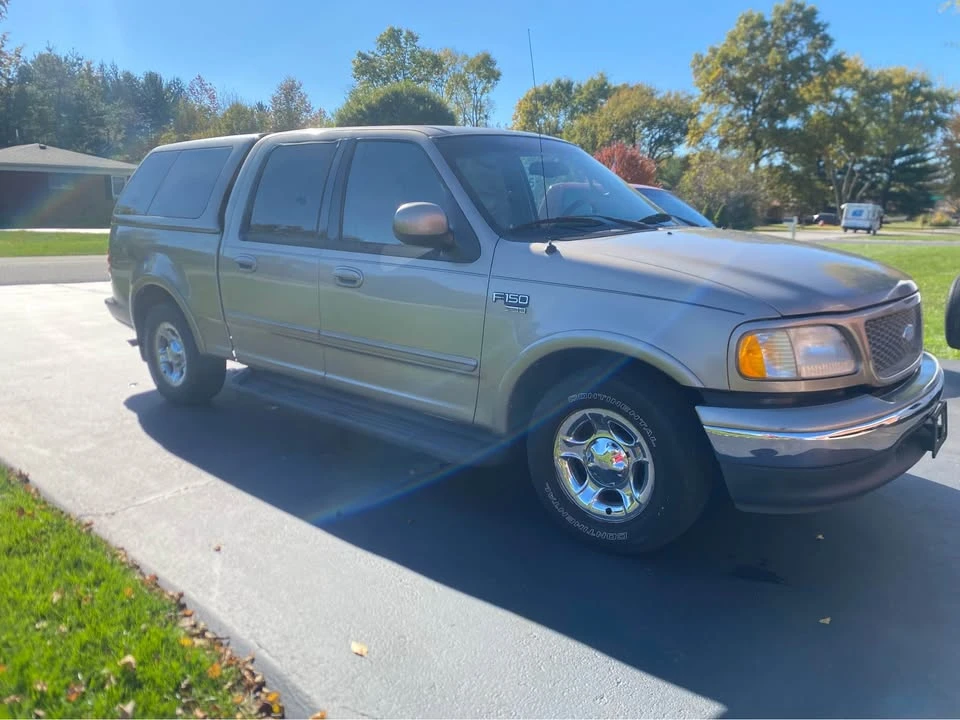2001 Ford F-150 10th Gen - Image 2 of 2