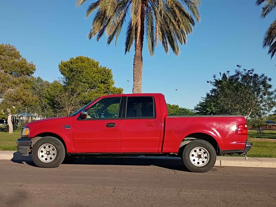 2001 Ford F-150 10th Gen - Image 2 of 8