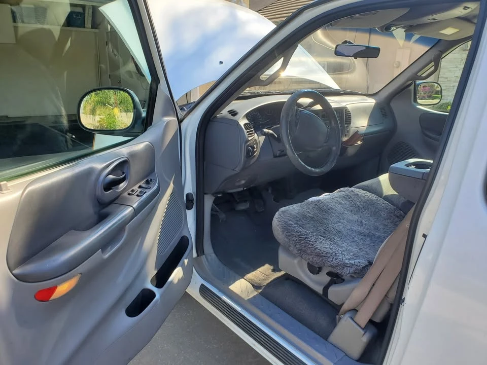 2001 Ford F-150 10th Gen - Image 9 of 13