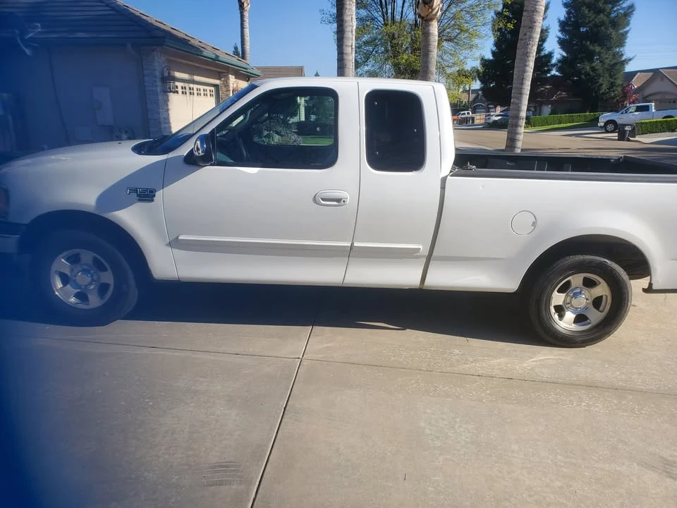2001 Ford F-150 10th Gen - Image 4 of 13