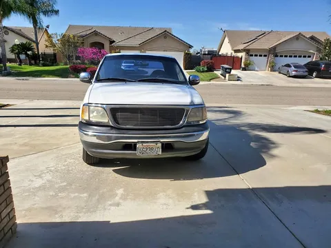2001 Ford F-150 XLT