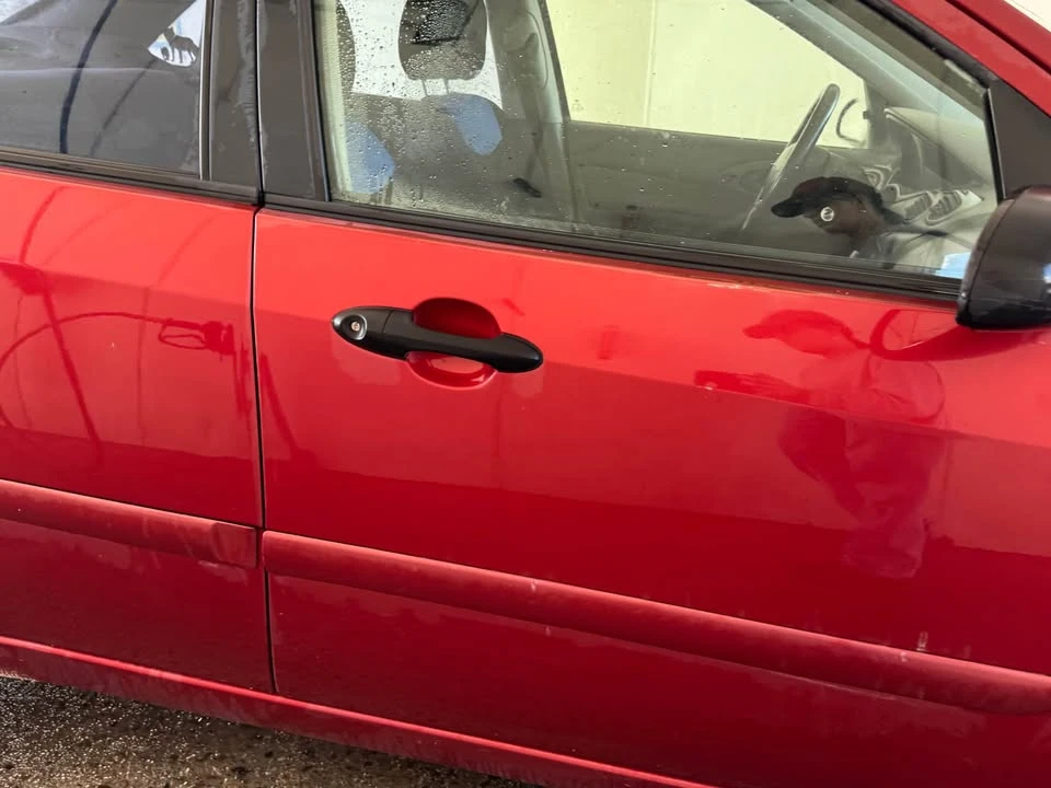2001 Ford Focus 1st Gen - Image 4 of 9