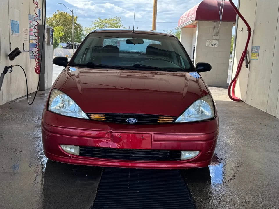 2001 Ford Focus 1st Gen - Image 2 of 9