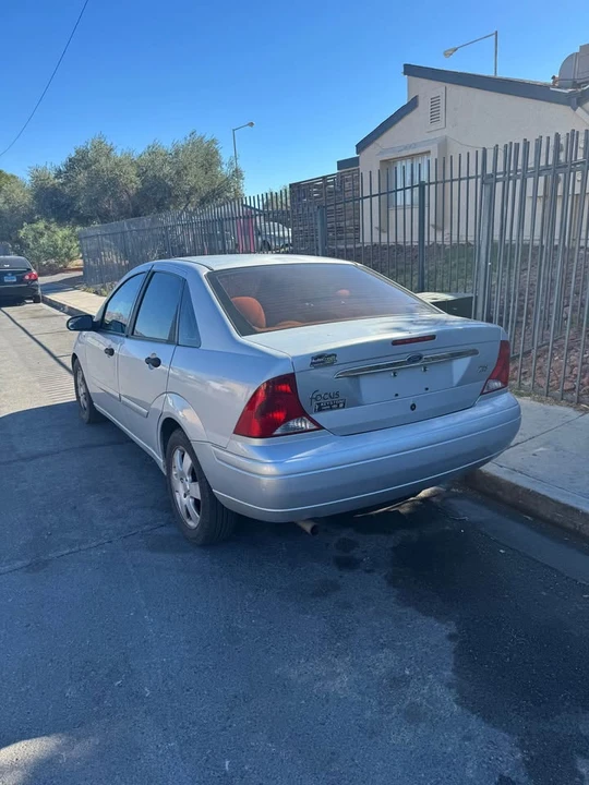 2001 Ford Focus 1st Gen - Image 2 of 7