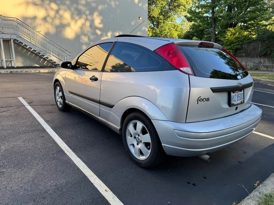 2001 Ford Focus 1st Gen - Image 6 of 18