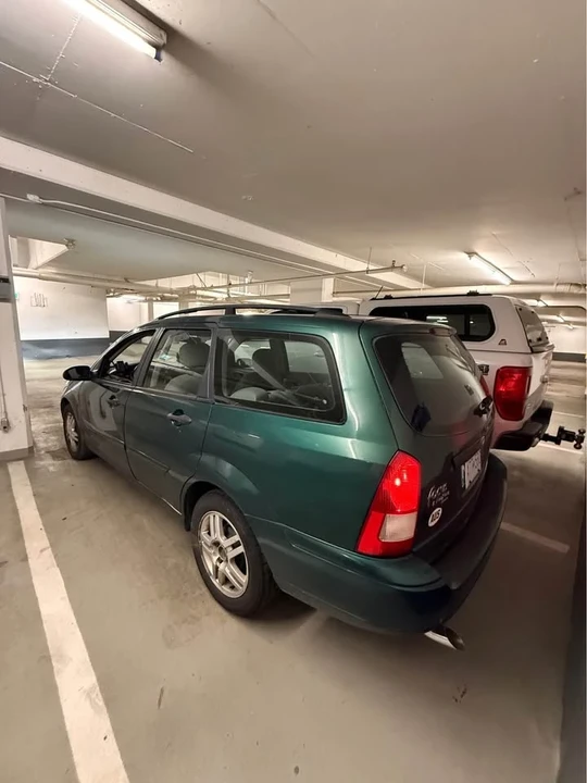 2001 Ford Focus 1st Gen - Image 2 of 5